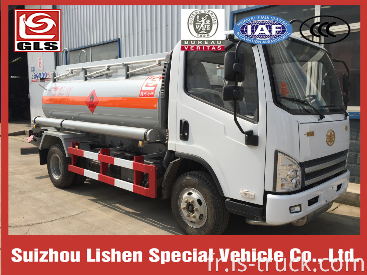 FAW 2 Axles Fuel Delivery Tanker Tank Truck Fuel Tanker